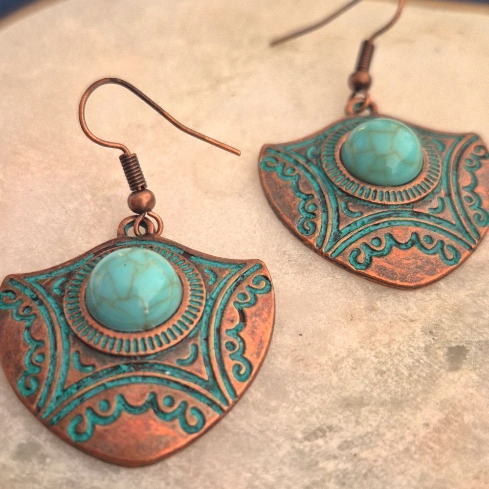 ♡♡♡Turquoise Stone Sheild Copper Earrings Tribal Rustic Cowgirl Jewelry - Picture 5 of 10